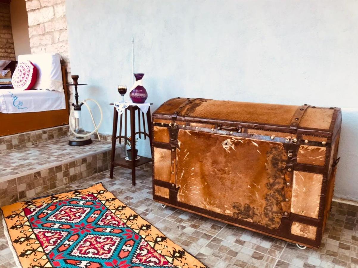 "Mani Guest House" Gjirokaster Exterior photo