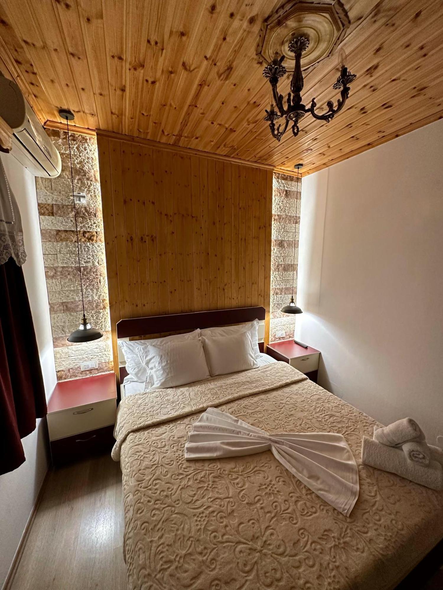 "Mani Guest House" Gjirokaster Exterior photo