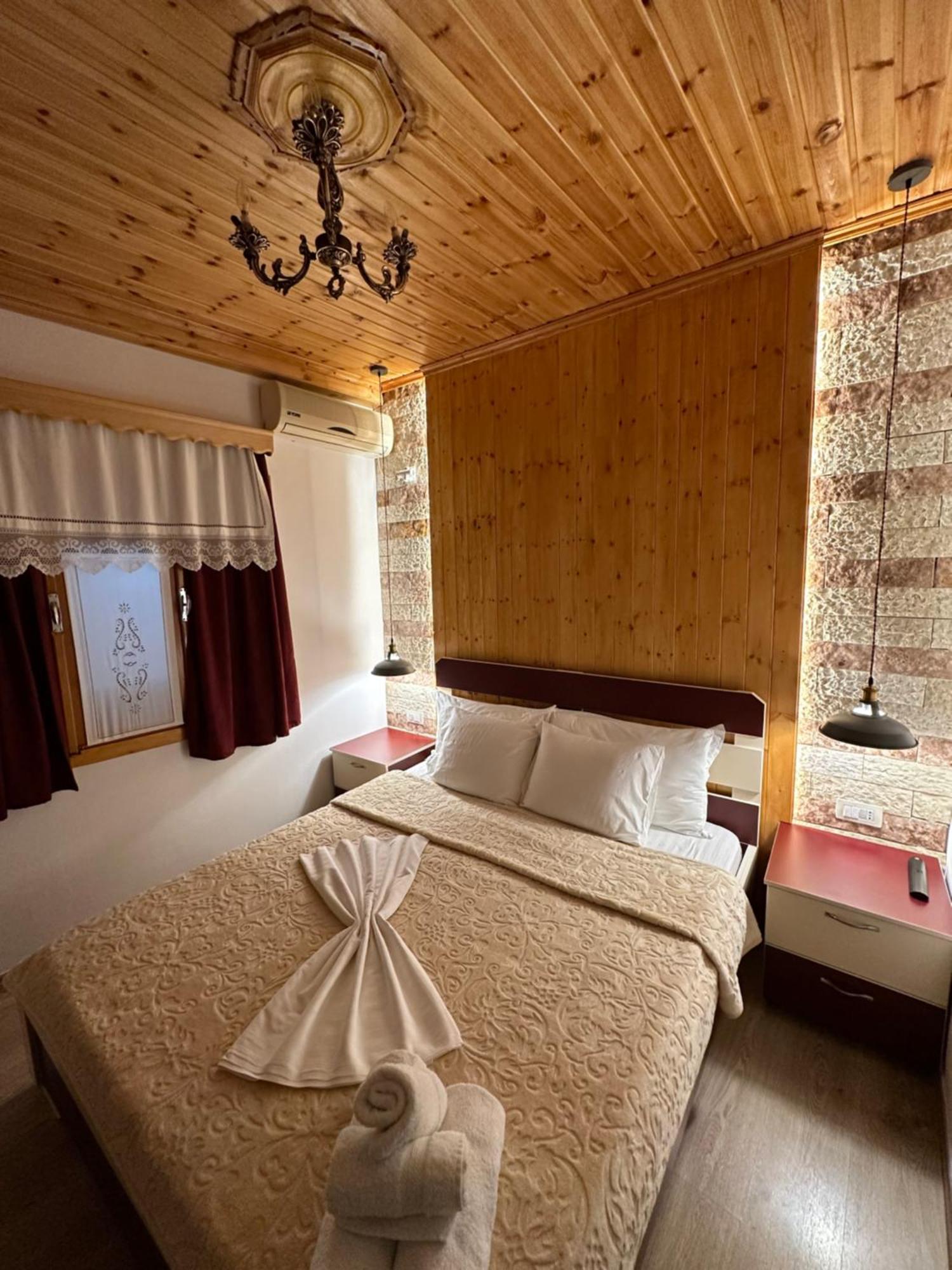 "Mani Guest House" Gjirokaster Exterior photo